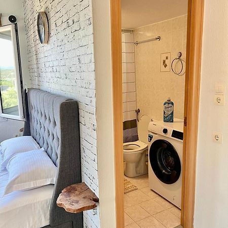 “Shiny” Sea View Apartment At Istron Agios Nikolaos  Bagian luar foto