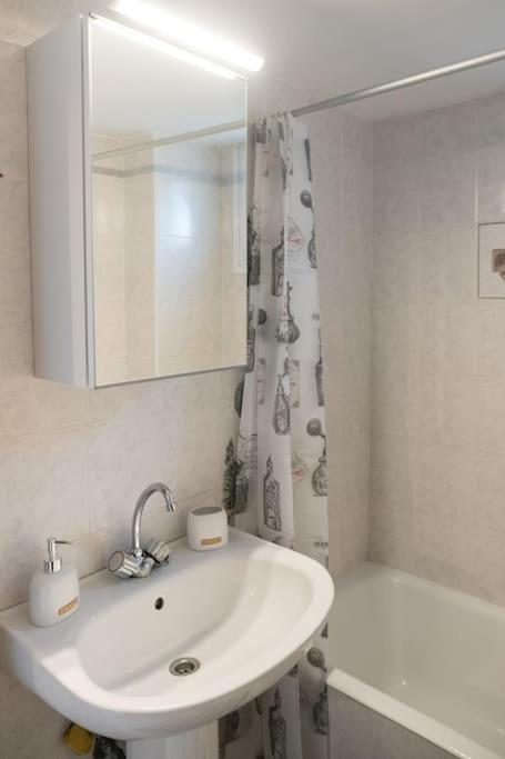 “Shiny” Sea View Apartment At Istron Agios Nikolaos  Bagian luar foto